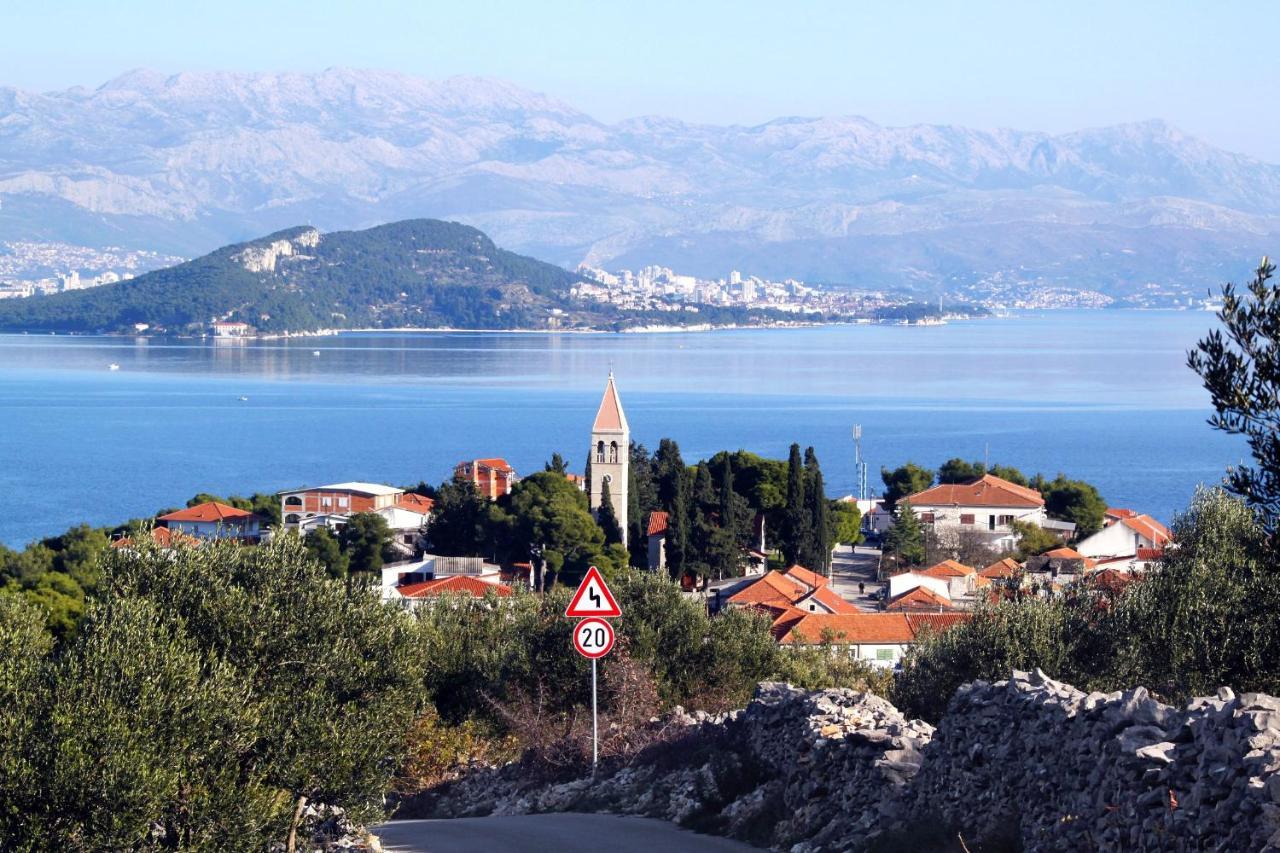 Apartments By The Sea Slatine, Ciovo - 1128 Dış mekan fotoğraf